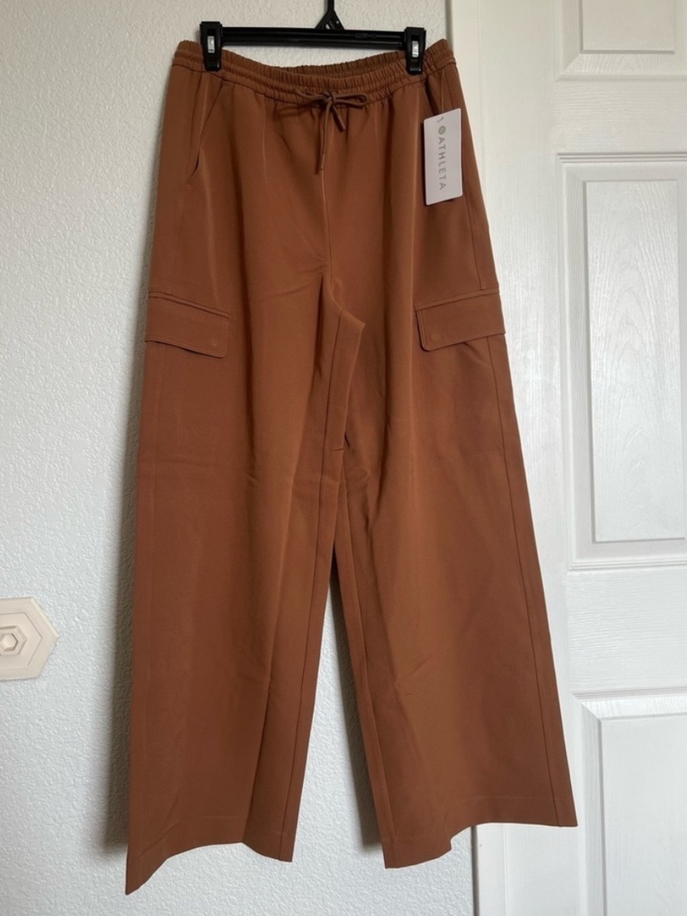 Athleta Promenade Cargo Wide Leg Pants Size Small NWT - Picture 2 of 12